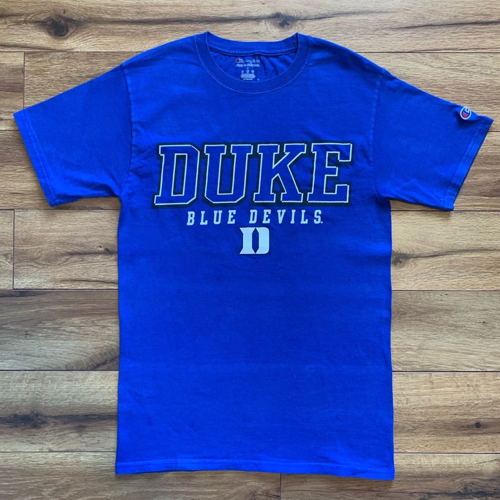 🏁 Duke t shirt

#blue
#duke
#tshirts
#shirts
#champion